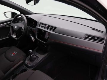 Car image 37