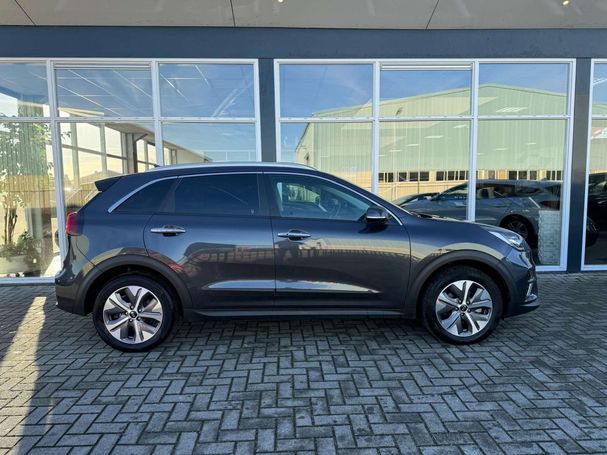 Kia Niro e 64 kWh 150 kW image number 14