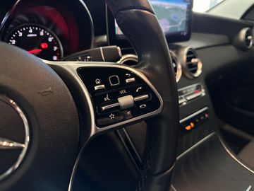 Car image 37