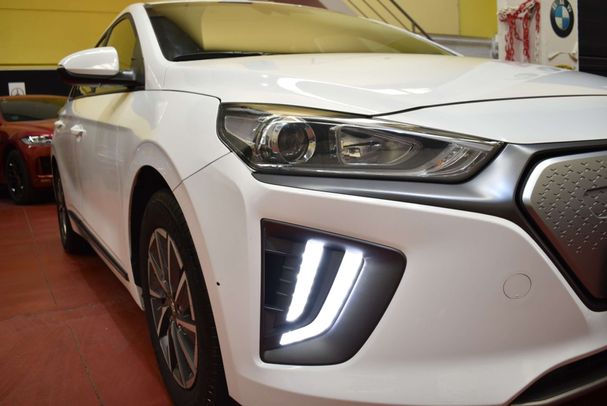 Hyundai Ioniq Style 100 kW image number 10