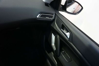 Car image 41