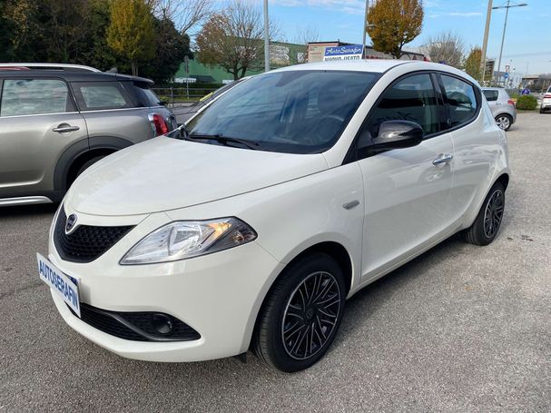 Lancia Ypsilon 51 kW image number 1