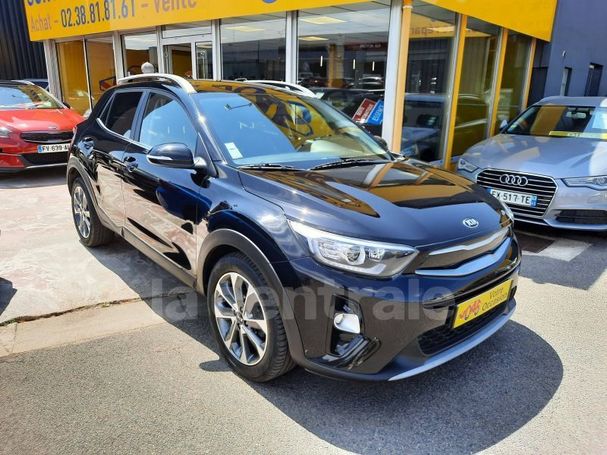 Kia Stonic 1.6 CRDi 85 kW image number 2