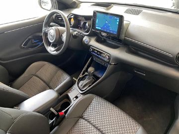 Car image 11