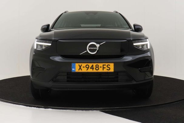 Volvo XC40 Single Motor Extended Range Plus 185 kW image number 11