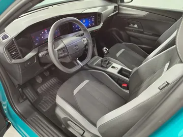 Car image 31