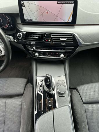 BMW 520d Touring 140 kW image number 12