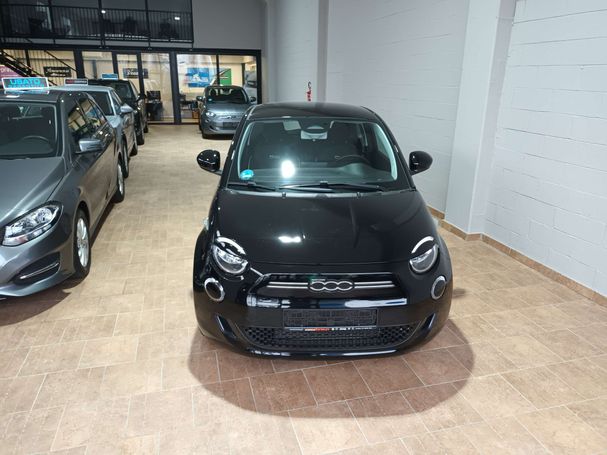 Fiat 500 e 70 kW image number 3