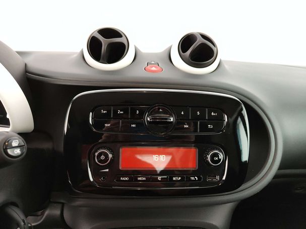 Smart ForTwo EQ 60 kW image number 15