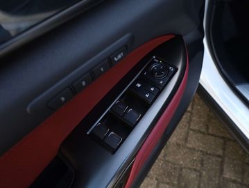 Car image 31