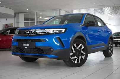Car image 2