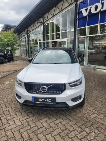 Volvo XC40 Recharge 192 kW image number 2