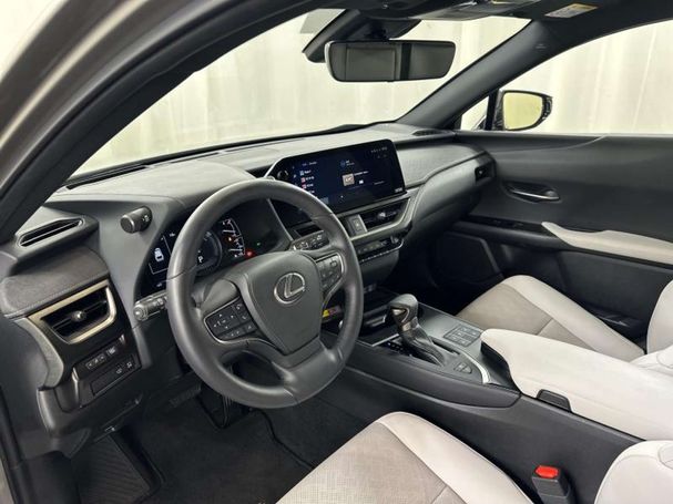 Lexus UX 250h 135 kW image number 20