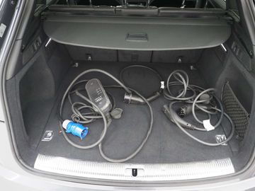 Car image 33