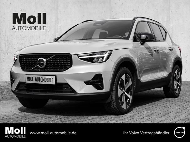 Volvo XC40 B4 Plus Dark 145 kW image number 1