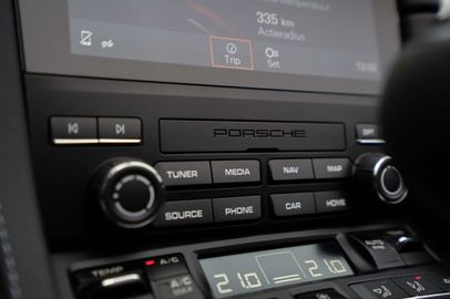 Car image 31