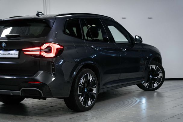 BMW iX3 M Sport 210 kW image number 12