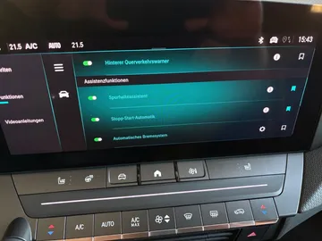 Car image 33