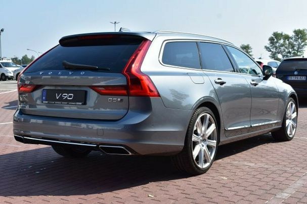 Volvo V90 AWD D5 173 kW image number 2