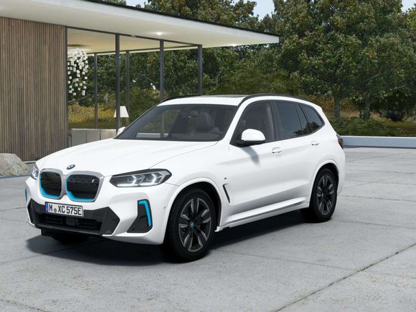 BMW iX3 M Sport 210 kW image number 1