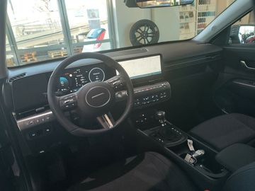 Car image 15