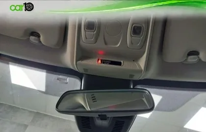 Car image 36