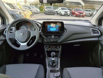 Car image 11