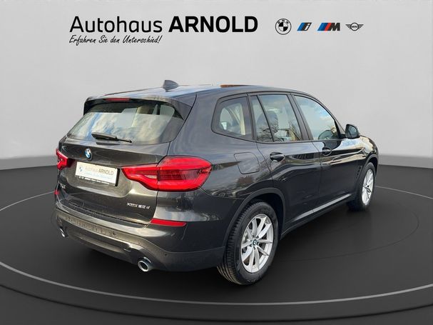 BMW X3 xDrive20d Advantage 140 kW image number 4