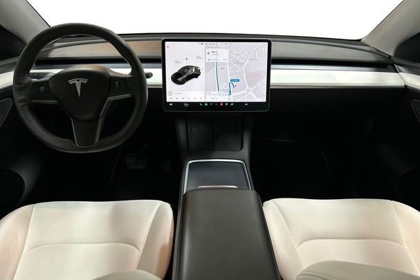 Tesla Model Y Long Range AWD 378 kW image number 10