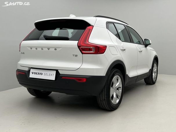 Volvo XC40 T2 95 kW image number 10