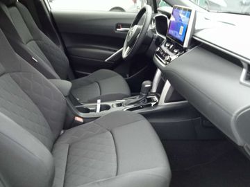 Car image 13