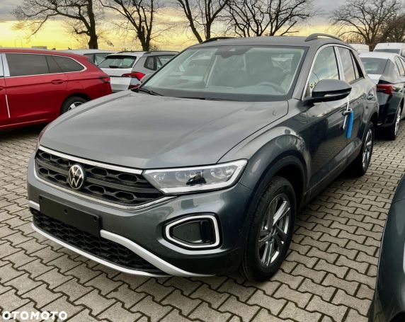 Volkswagen T-Roc 1.5 TSI DSG 110 kW image number 1