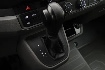 Car image 42