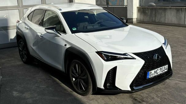 Lexus UX 300h 146 kW image number 15