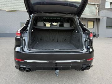Car image 50