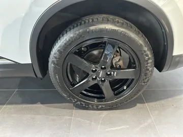 Car image 49