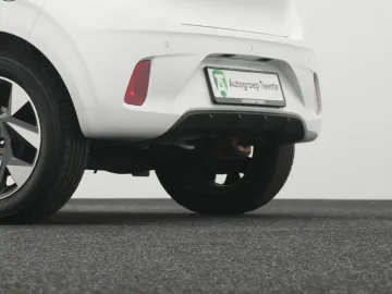 Car image 40