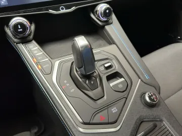 Car image 50