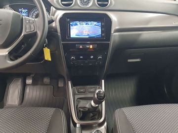 Car image 15