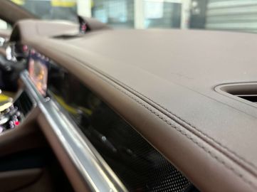 Car image 37