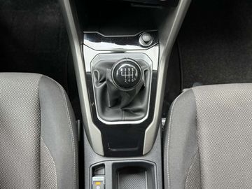 Car image 23