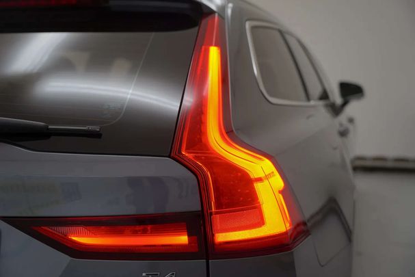 Volvo V90 T4 Momentum 140 kW image number 37