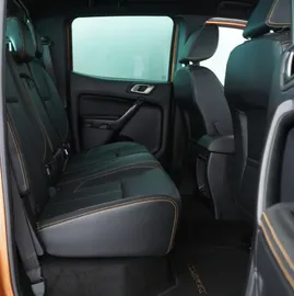 Car image 34