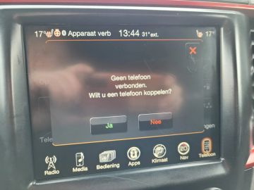 Car image 32