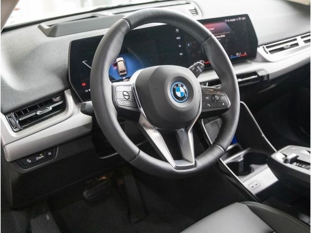 BMW iX1 eDrive 150 kW image number 7