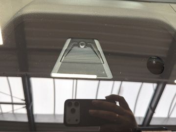 Car image 35