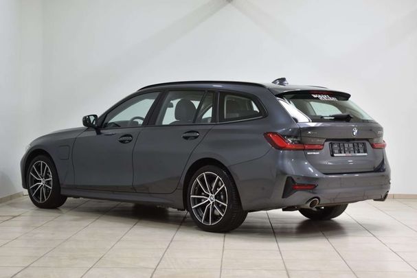 BMW 330 Touring xDrive 185 kW image number 6