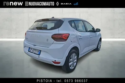 Car image 3