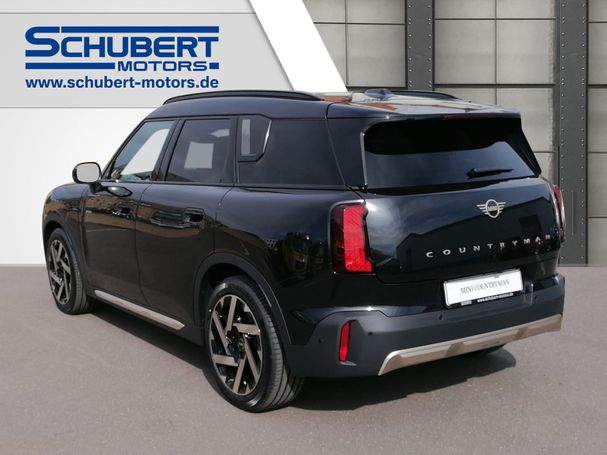 Mini Countryman Electric Countryman E Favoured Trim 150 kW image number 3