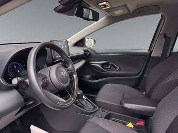 Car image 10